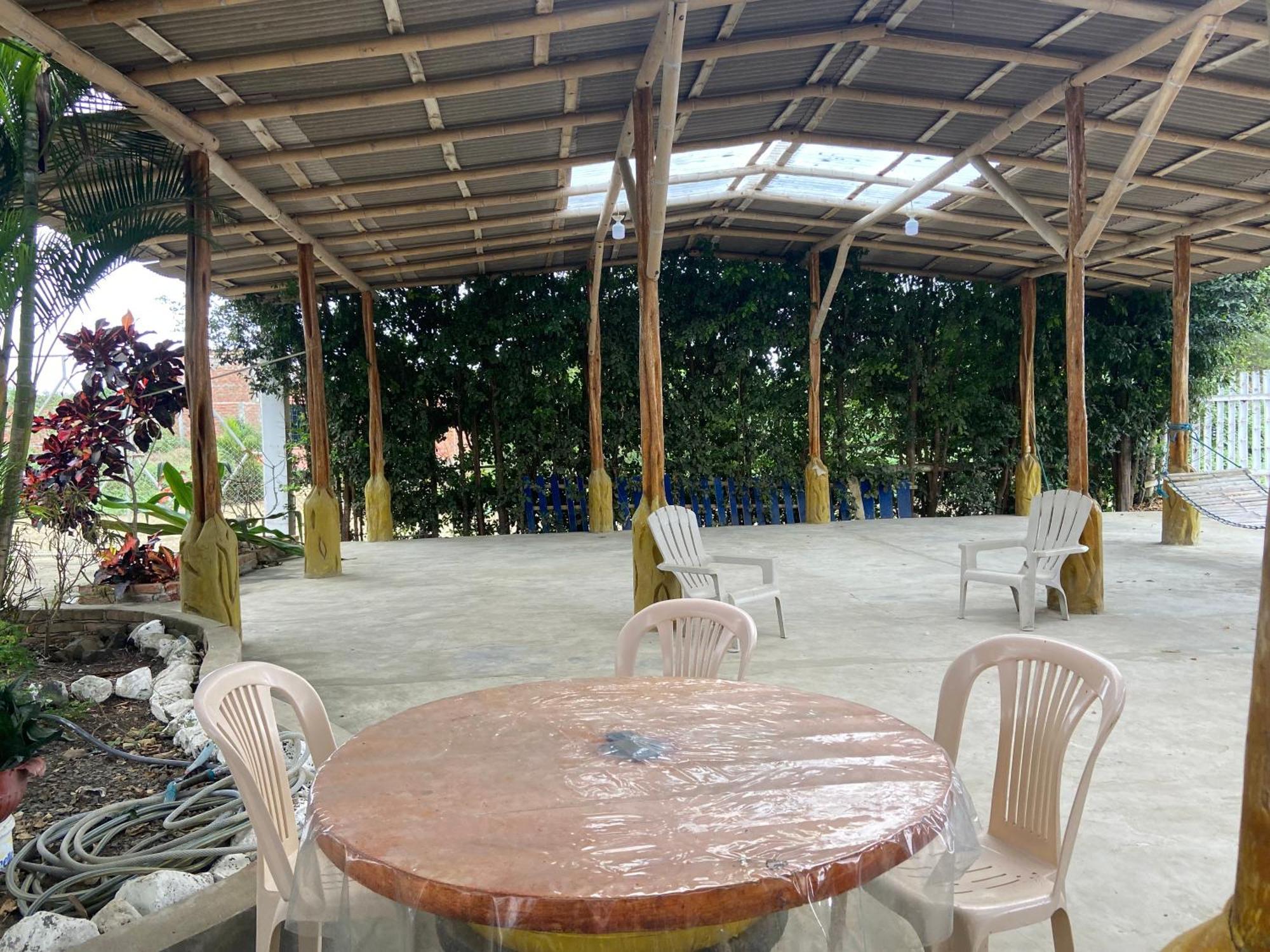 Hosteria Del Puerto Puerto Lopez Exterior photo