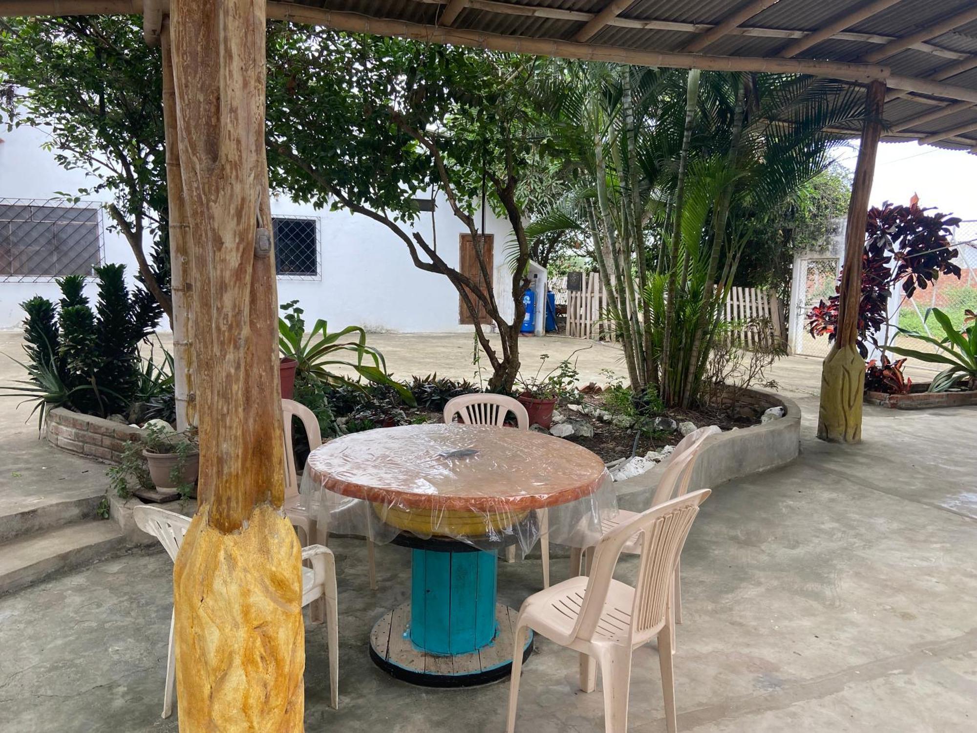 Hosteria Del Puerto Puerto Lopez Exterior photo